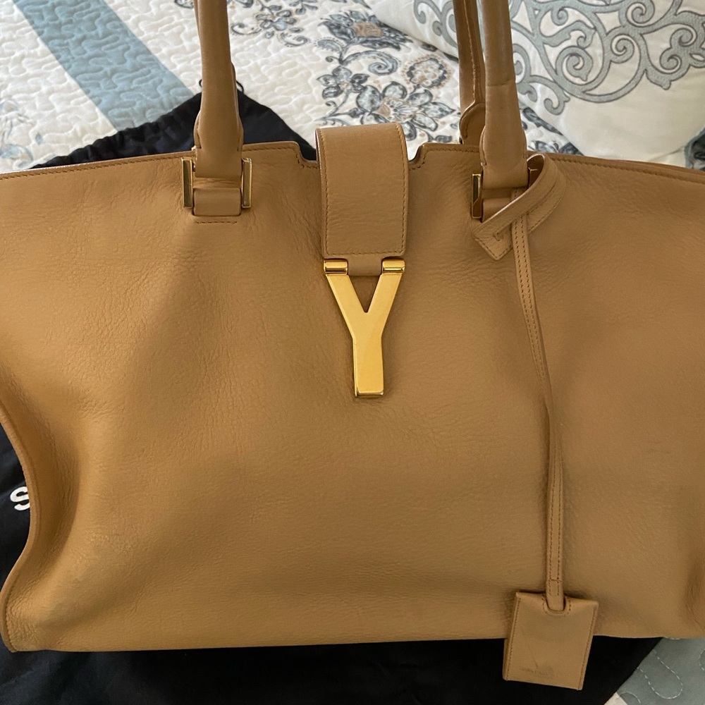 Saint Laurent Cabas Chyc bag